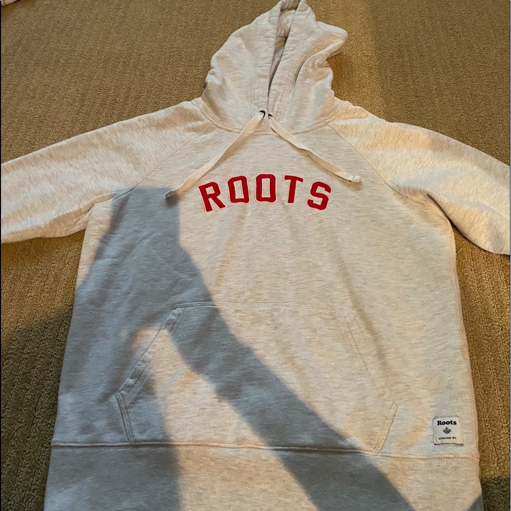 Roots Sweatshirt!